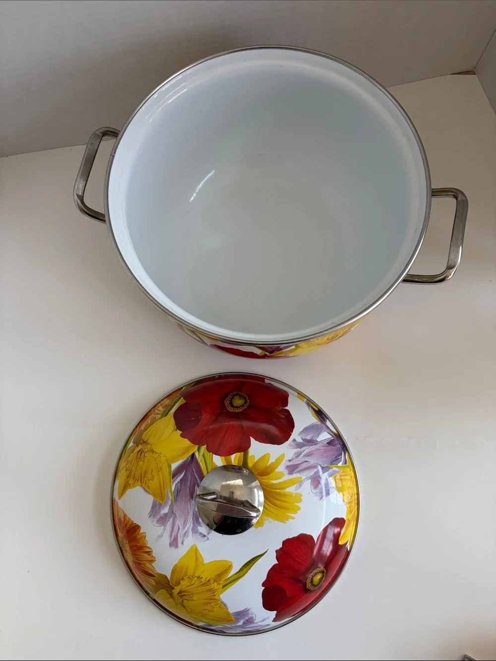 Pioneer Woman Floral Enamel Stockpot with Lid - Colorful Flower Print